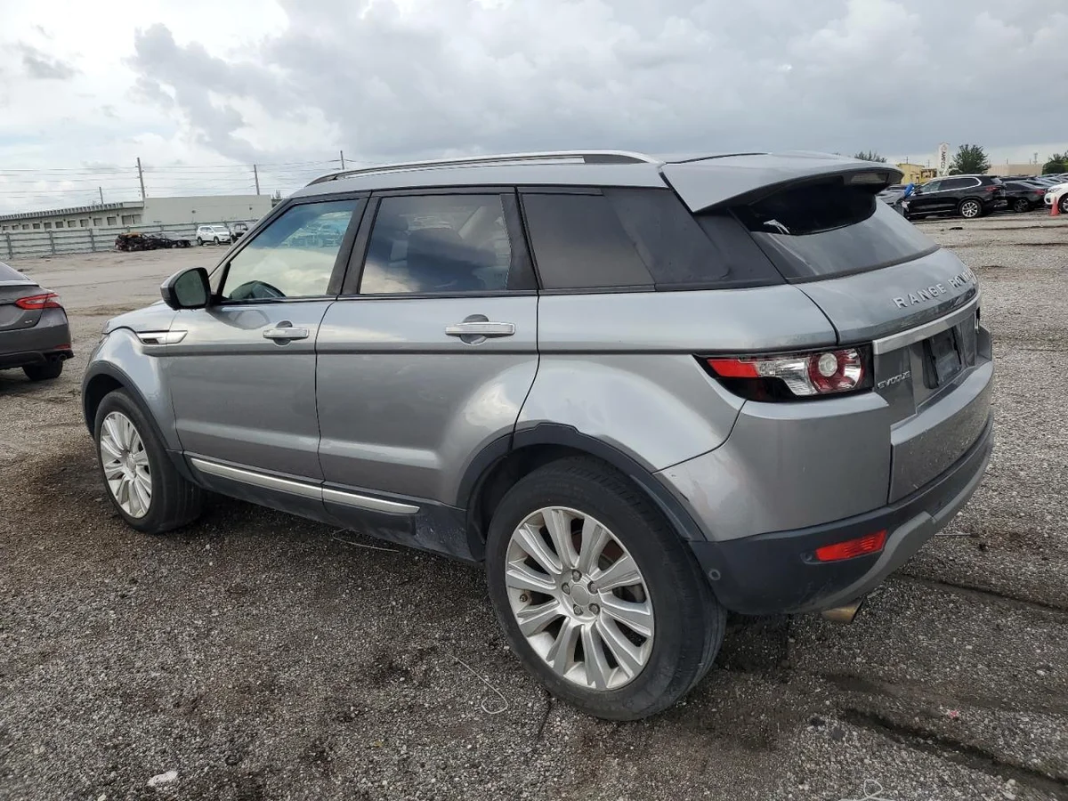 2015 LAND ROVER RANGE ROVE — VIN SALVV2BG8FH960165 — photo 2