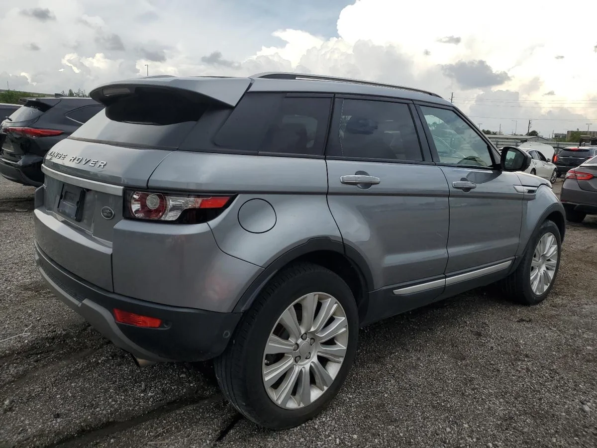 2015 LAND ROVER RANGE ROVE — VIN SALVV2BG8FH960165 — photo 3