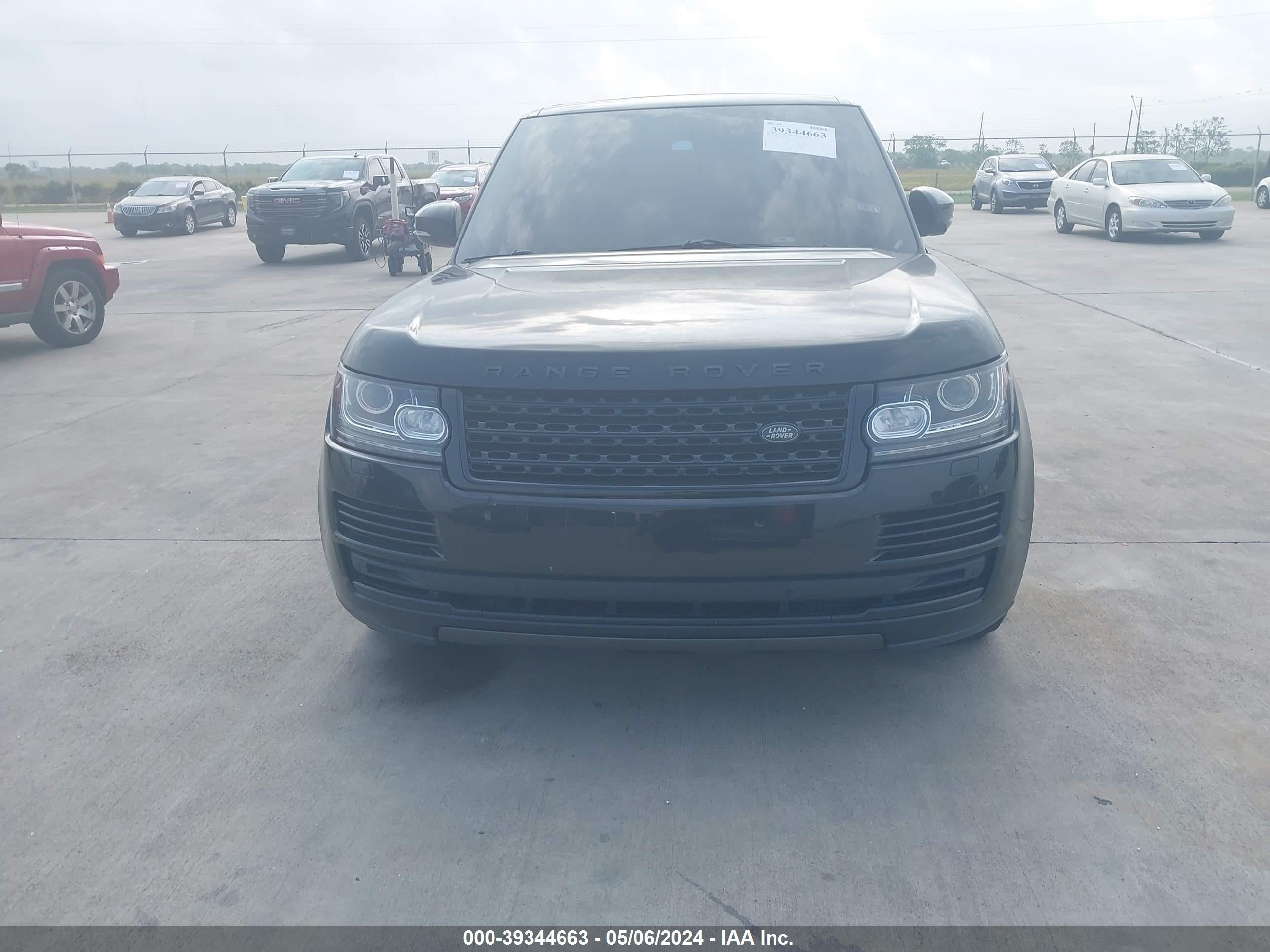 SALGS2WF4EA180304 — photo 13
