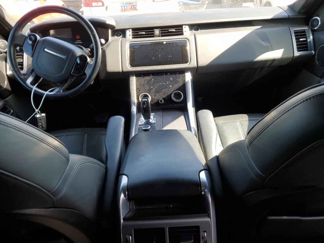 SALWR2RV7KA841104 — photo 8