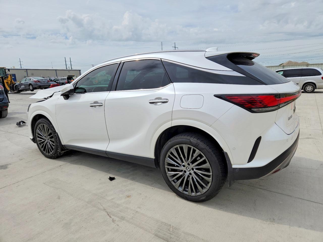 2024 LEXUS RX — VIN 2T2BAMBA3RC034449 — photo 2