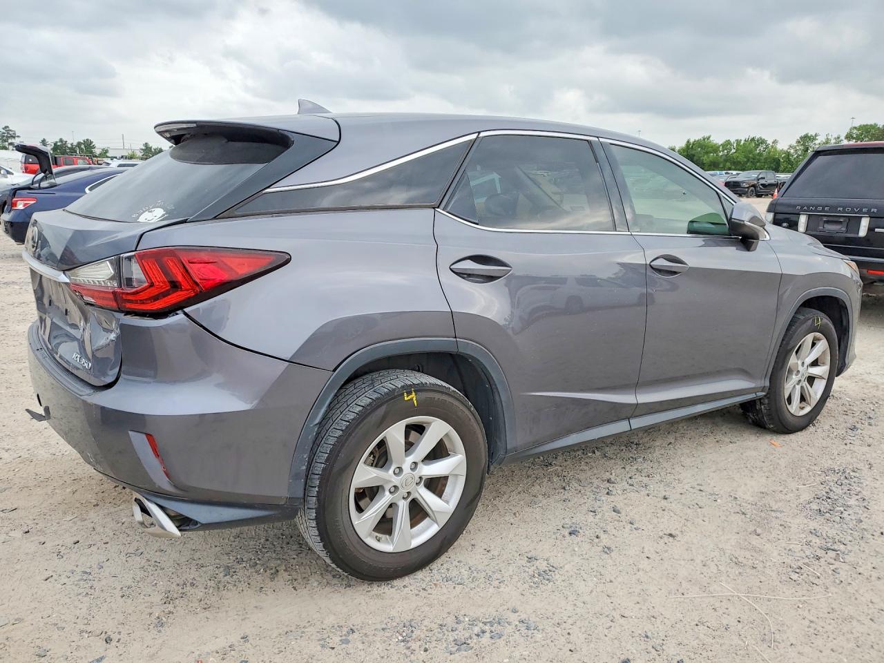2016 LEXUS RX — VIN 2T2ZZMCA7GC001747 — photo 3