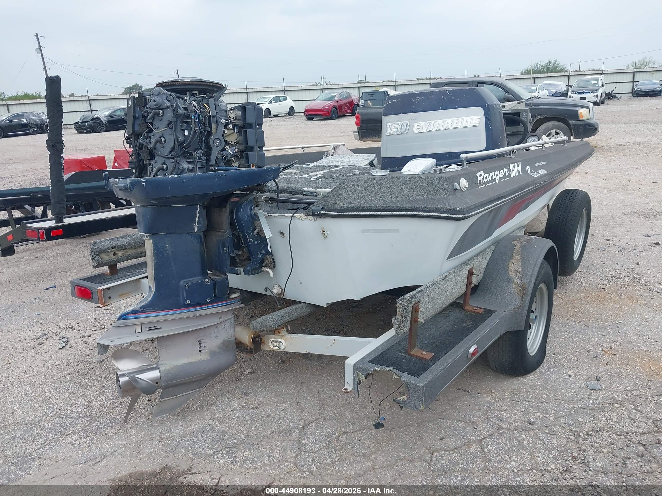 1982   — VIN RNG964160882 — photo 4