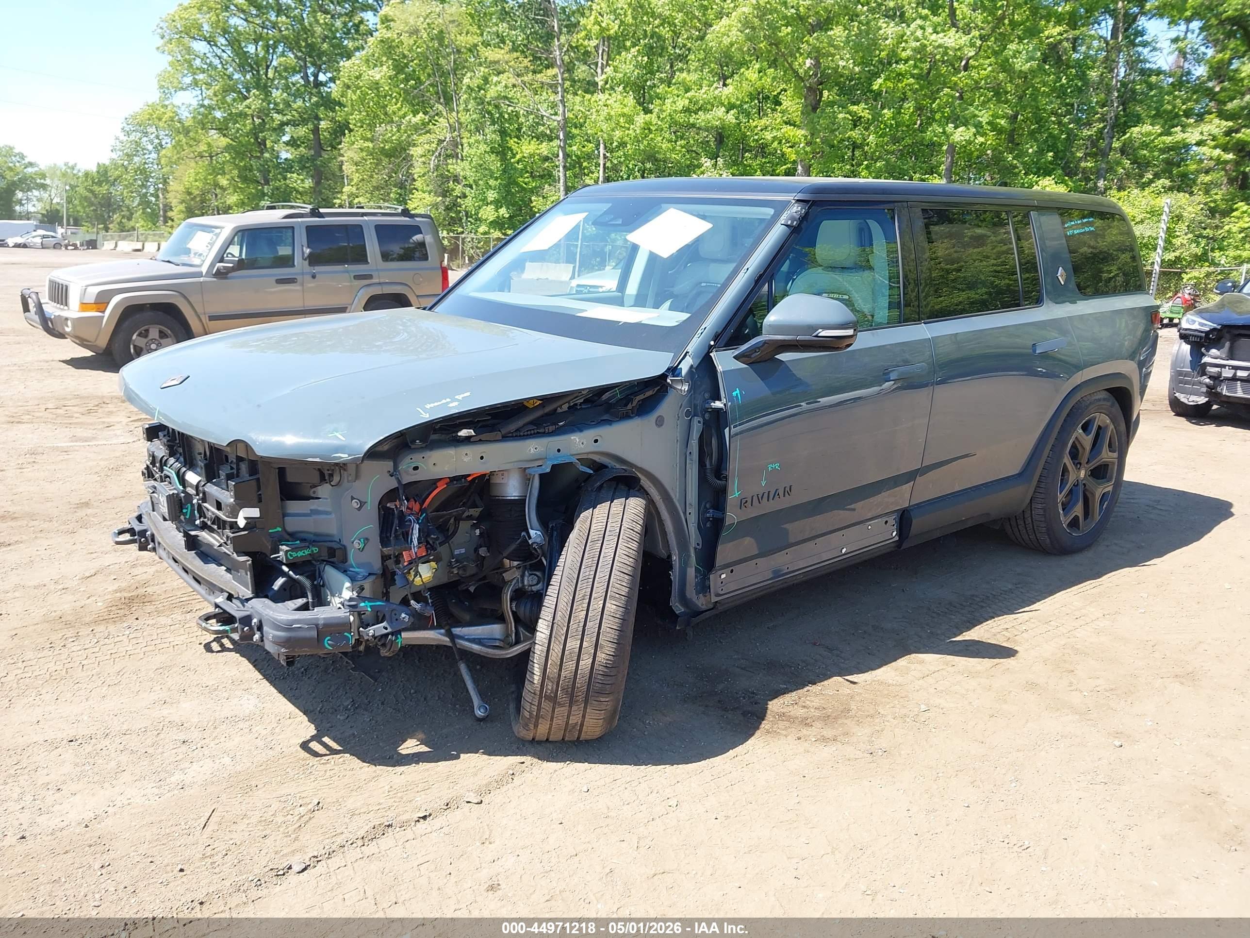 2026 RIVIAN R1S — VIN 7PDSGABP9TN079995 — photo 2