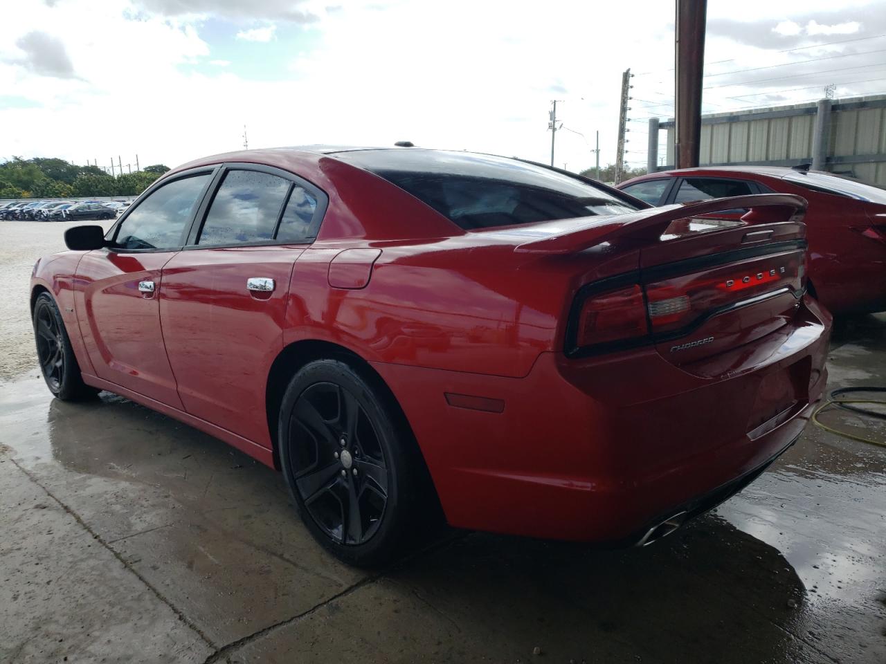 2C3CDXCT9DH525306 — photo 2
