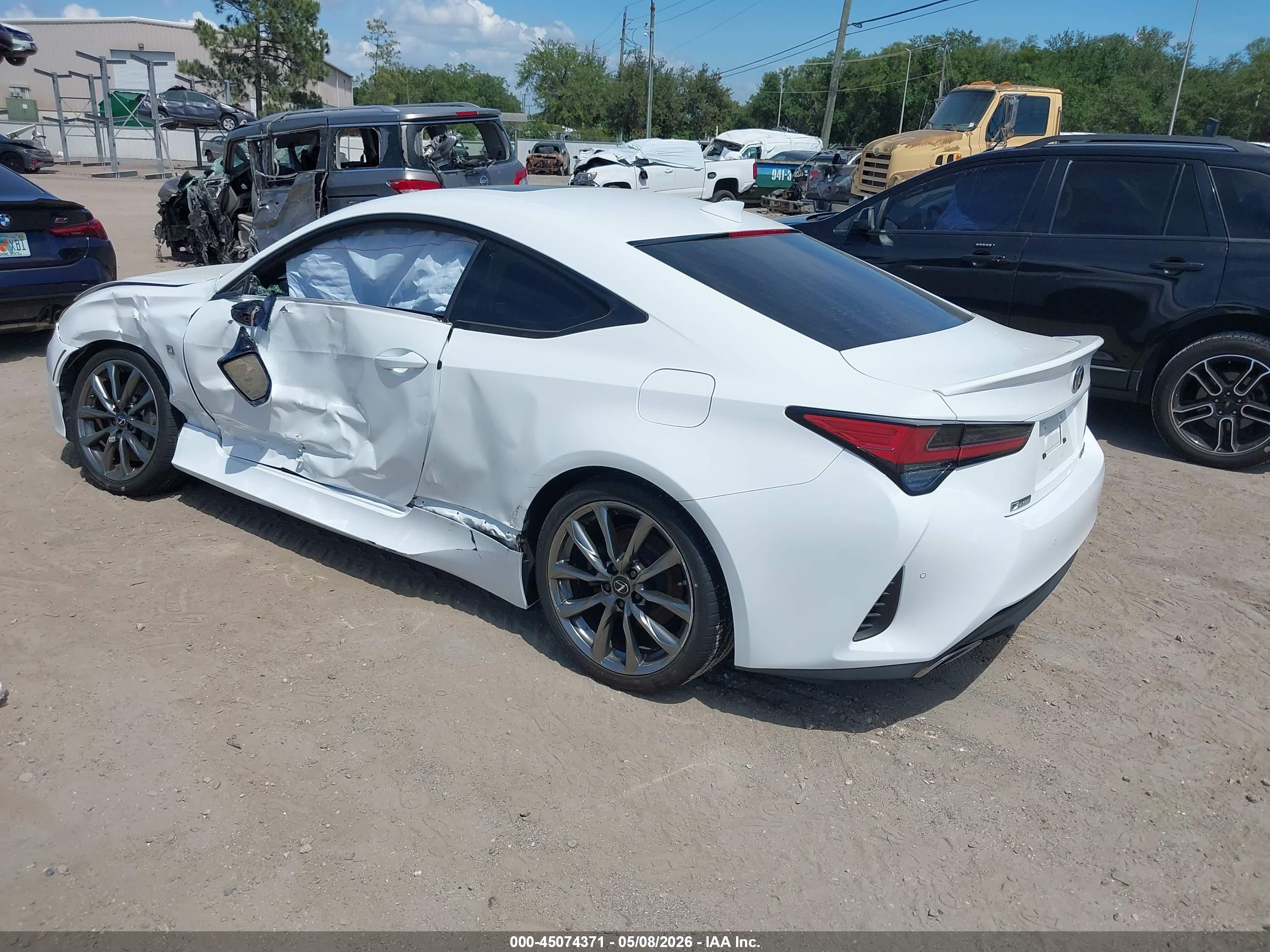 2019 LEXUS RC — VIN JTHHZ5BC9K5019731 — photo 3