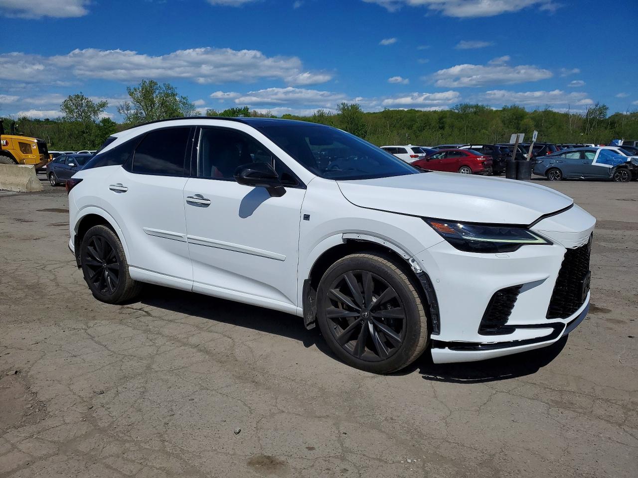 2023 LEXUS RX — VIN 2T2BCMEA4PC010230 — photo 4